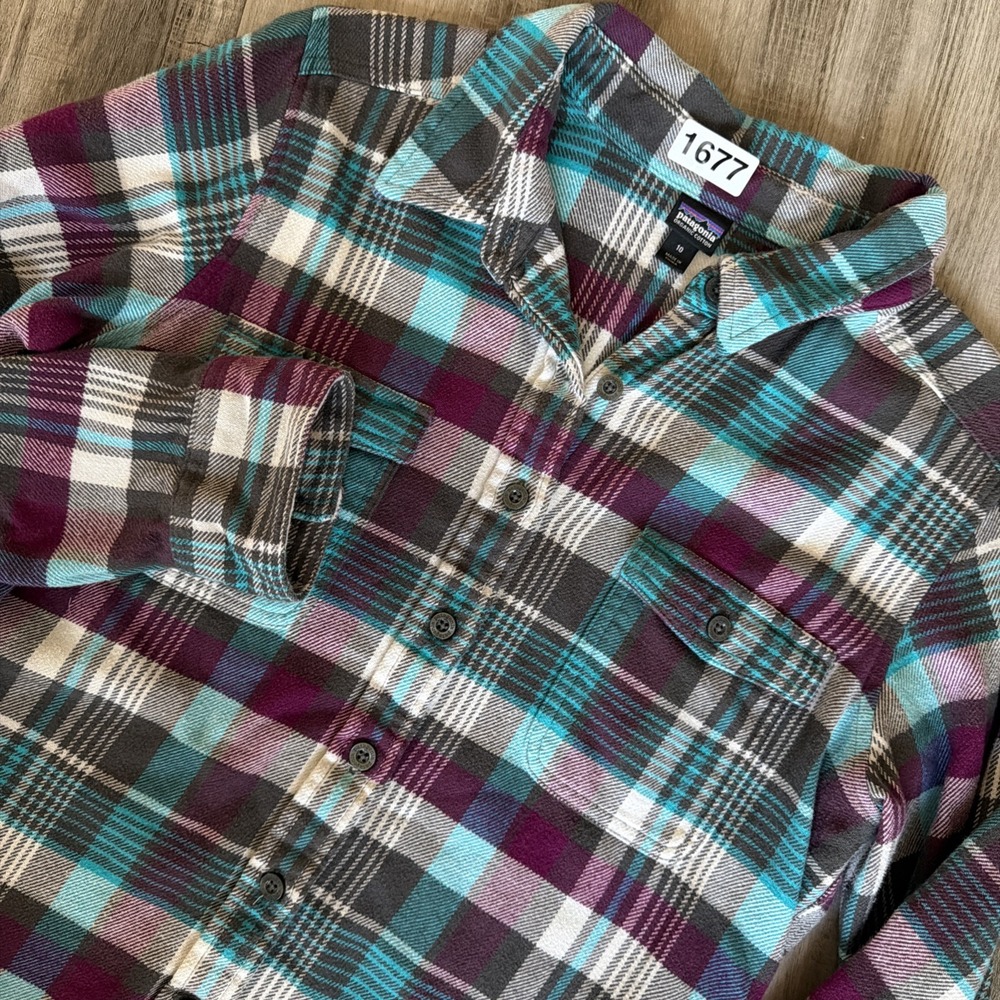Patagonia Shirt Womens Size 10 Blue Purple Flannel Plaid Fjord Button Up Hiking